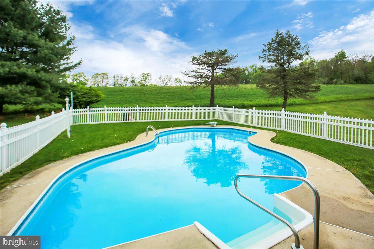 6546 Red Top Road Harrisburg, PA 17111 - Photo 32 of 80 Gallery Image 32