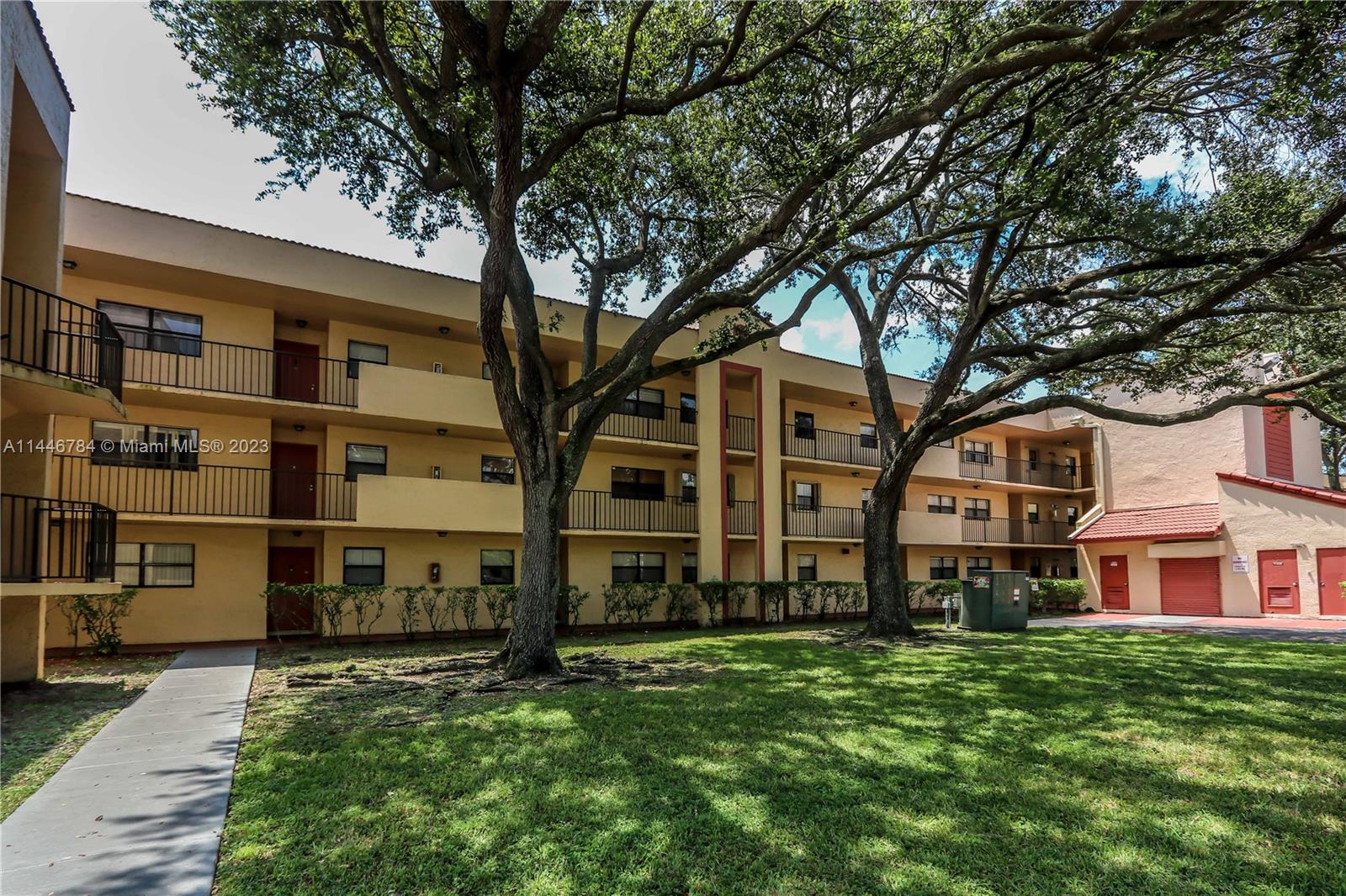 3199 Foxcroft Road, Unit 103 Miramar, FL 33025 - Photo 2 of 22