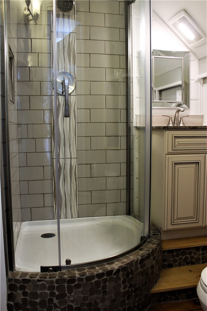 283 Spring Street, Unit 3 Newport, RI 02840 - Photo 8 of 20