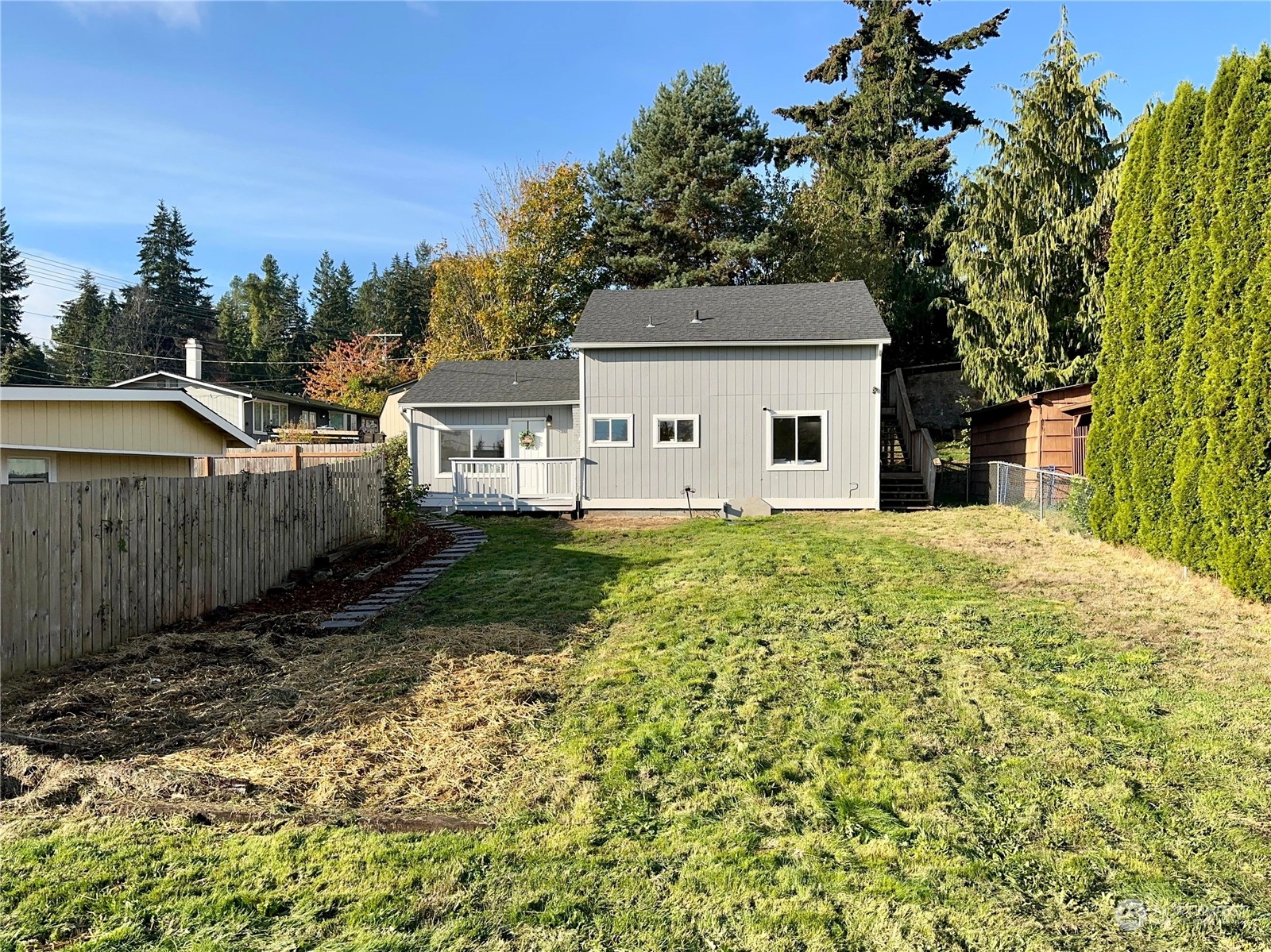 2138 Northeast Sylvan Way Bremerton, WA 98310 - Photo 3 of 26 Gallery Image 3