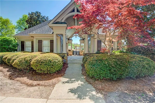 $625,000 | 5177 Cabot Creek Drive, Buford, GA 30518