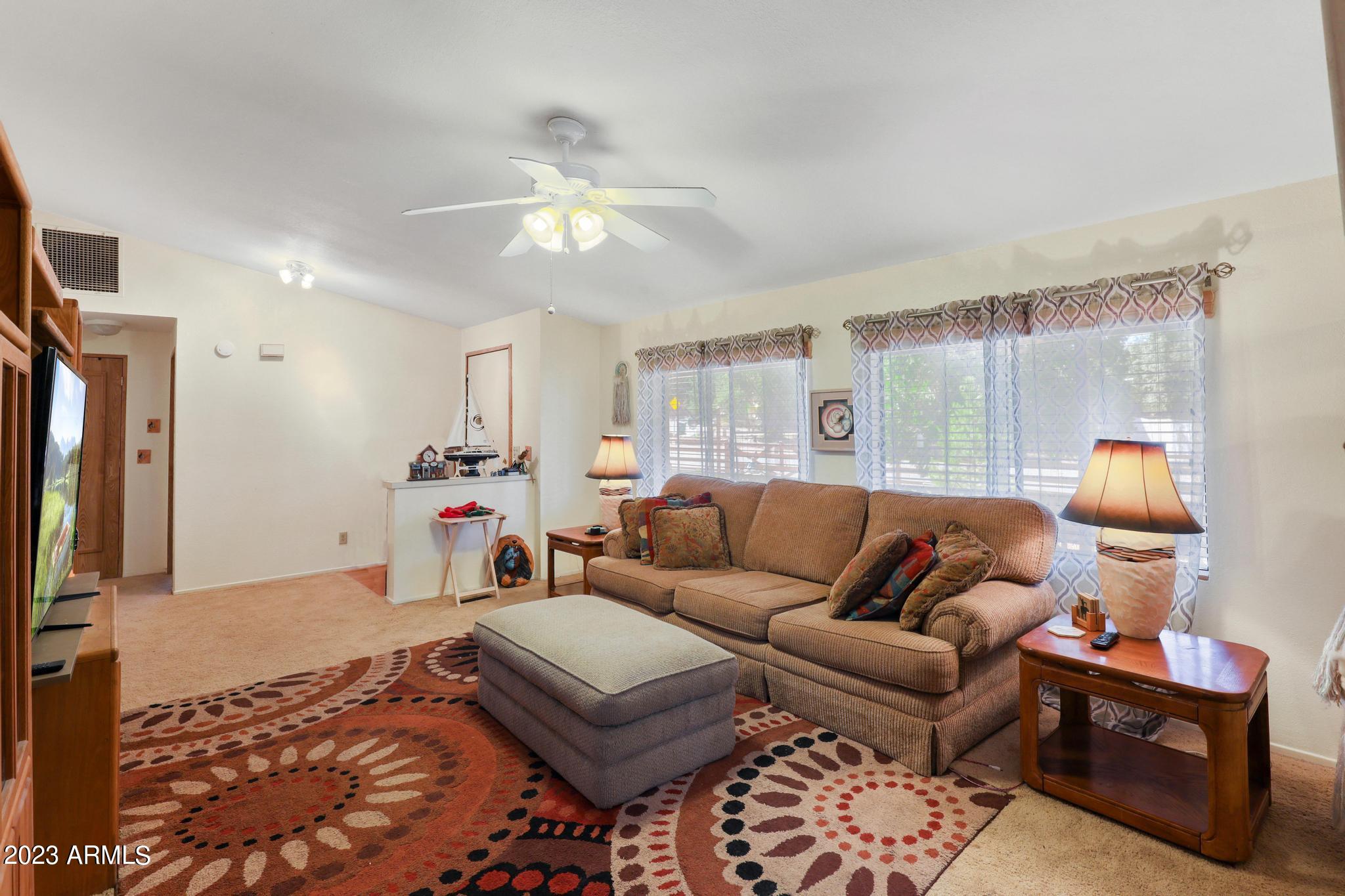 101 Spring Road Payson, AZ 85541 - Photo 9 of 30 LIVING ROOM