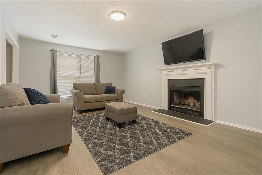 5747 Rex Mill Creek Rex, GA 30273 - Photo 6 of 14