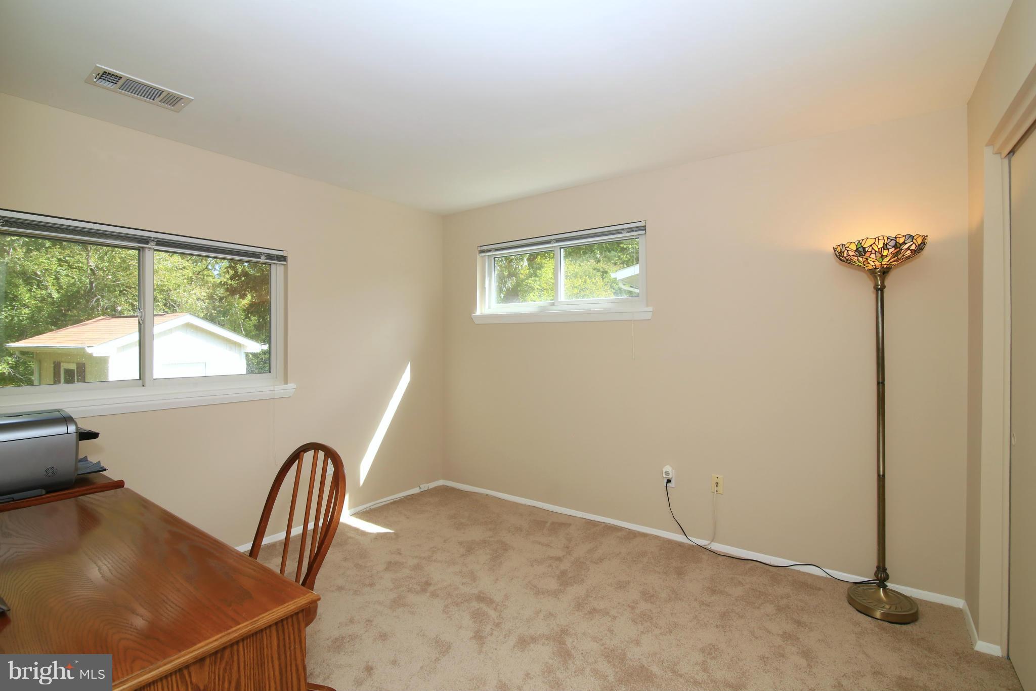 9510 Braddock Road Fairfax, VA 22032 - Photo 21 of 30 Bedroom