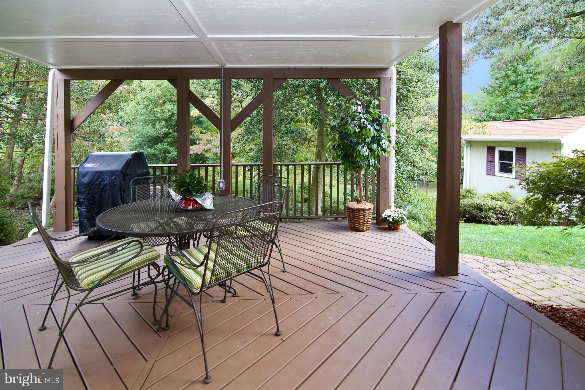 9510 Braddock Road Fairfax, VA 22032 - Photo 24 of 30 Exterior (Rear)