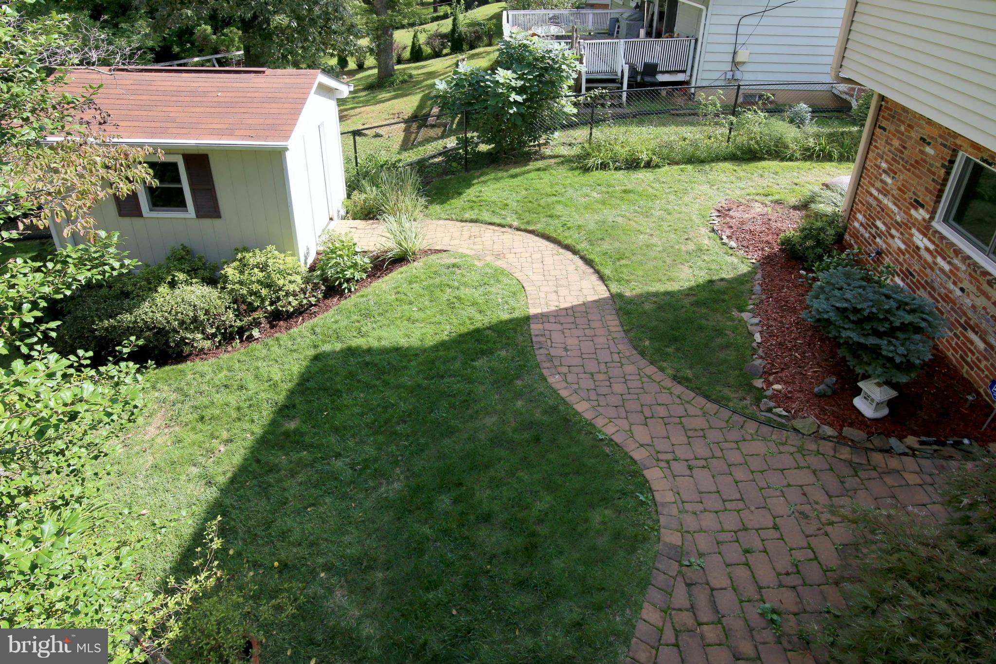 9510 Braddock Road Fairfax, VA 22032 - Photo 28 of 30 Exterior (General)