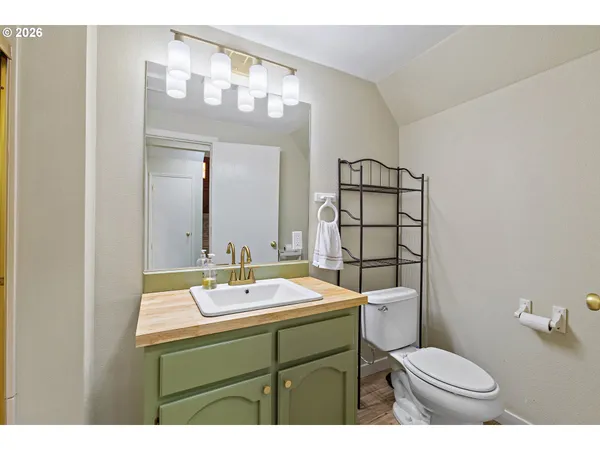 $565,000 | 1472 Southwest 14th Street, Gresham, OR 97080