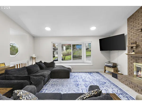 $565,000 | 1472 Southwest 14th Street, Gresham, OR 97080