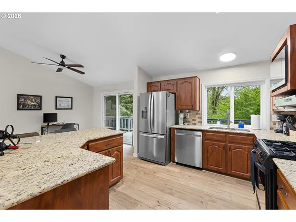 $565,000 | 1472 Southwest 14th Street, Gresham, OR 97080