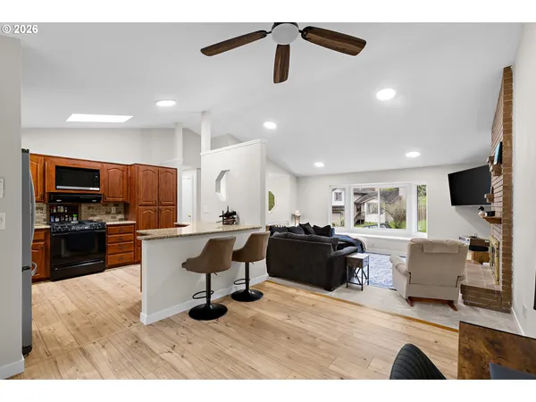 $565,000 | 1472 Southwest 14th Street, Gresham, OR 97080