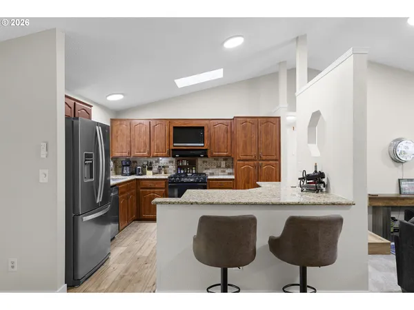 $565,000 | 1472 Southwest 14th Street, Gresham, OR 97080