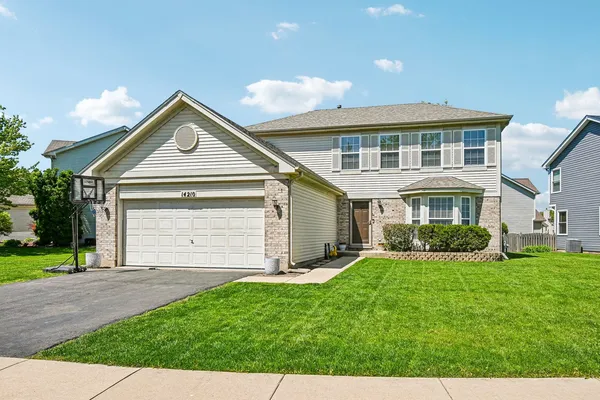 $430,000 | 14210 South Lakeridge Drive, Plainfield, IL 60544