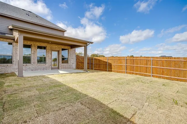 $349,490 | 1550 Homeplace Circle, Mansfield, TX 76063
