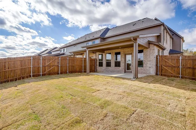$349,490 | 1550 Homeplace Circle, Mansfield, TX 76063