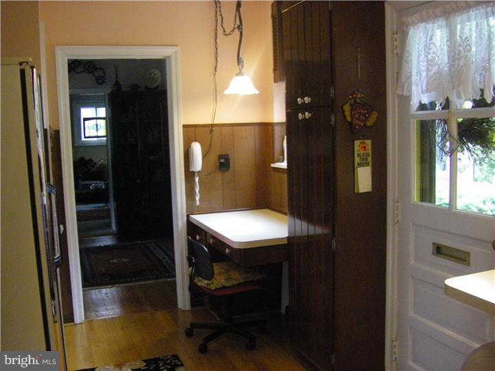 720 East Manoa Road Havertown, PA 19083 - Photo 12 of 22 Kitchen