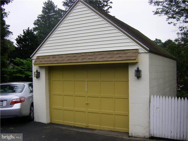 720 East Manoa Road Havertown, PA 19083 - Photo 22 of 22 Garage