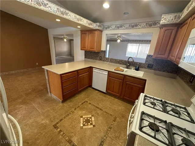 $379,990 | 3218 Ocotillo Drive, Laughlin, NV 89029