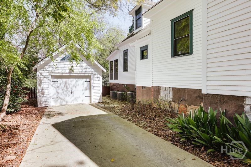 255 Bloomfield Street Athens, GA 30605 - Photo 3 of 16