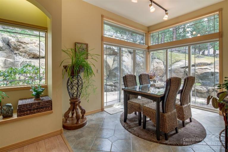 2277 Northwest Putnam Road Bend, OR 97703 - Photo 13 of 25 Additional Photo