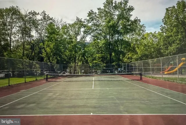 $249,900 | 1001 City Avenue, Unit EC206, Wynnewood, PA 19096