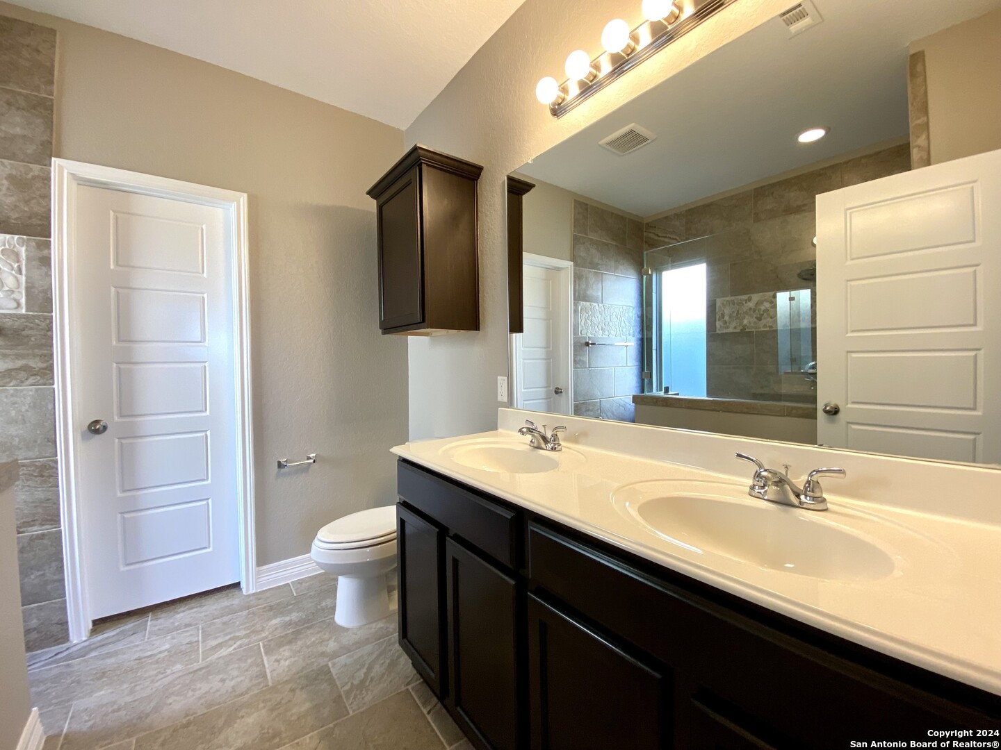 1206 Ranch Falls San Antonio, TX 78245 - Photo 33 of 92