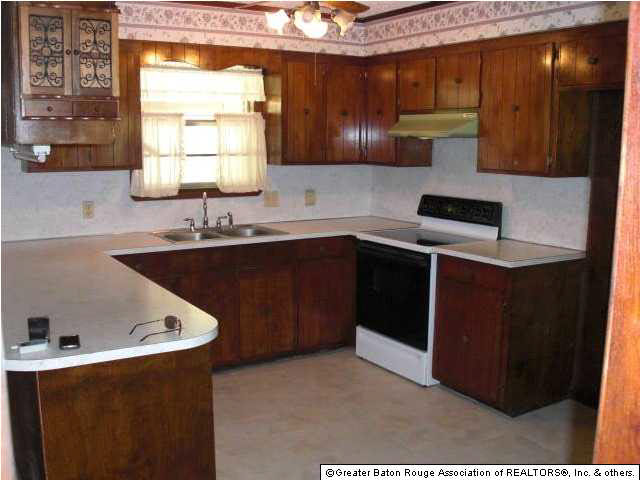 11623 Fairoak Avenue Baton Rouge, LA 70815 - Photo 2 of 5 Gallery Image 2