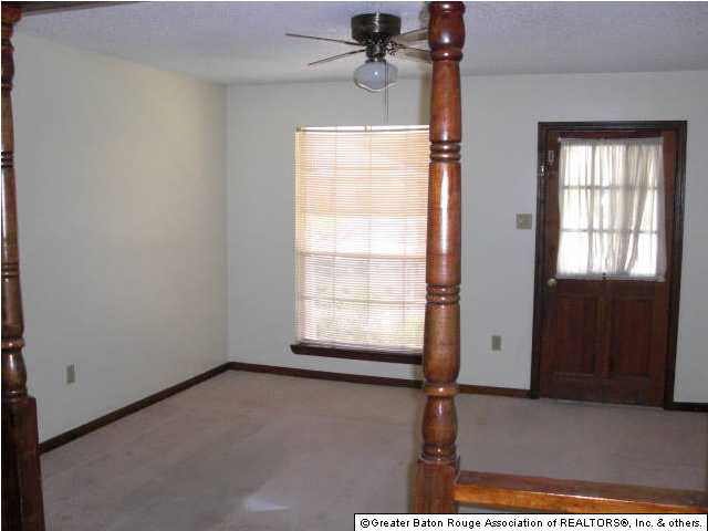 11623 Fairoak Avenue Baton Rouge, LA 70815 - Photo 3 of 5 Gallery Image 3
