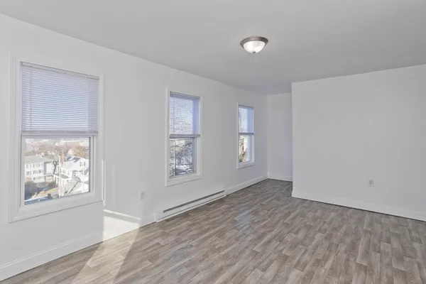 $580,000 | 107 Eastern Avenue, Worcester, MA 01605