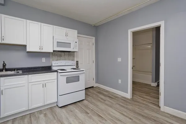 $580,000 | 107 Eastern Avenue, Worcester, MA 01605