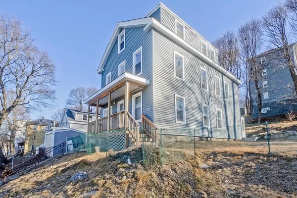 $580,000 | 107 Eastern Avenue, Worcester, MA 01605