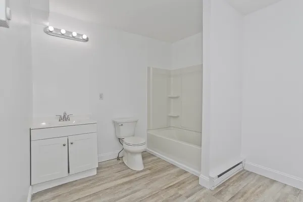 $580,000 | 107 Eastern Avenue, Worcester, MA 01605