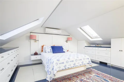 $2,695,000 | 168 Sterling Street, Greenport, NY 11944