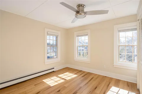 $2,695,000 | 168 Sterling Street, Greenport, NY 11944