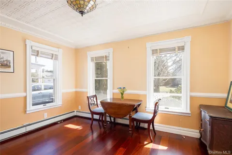 $2,695,000 | 168 Sterling Street, Greenport, NY 11944