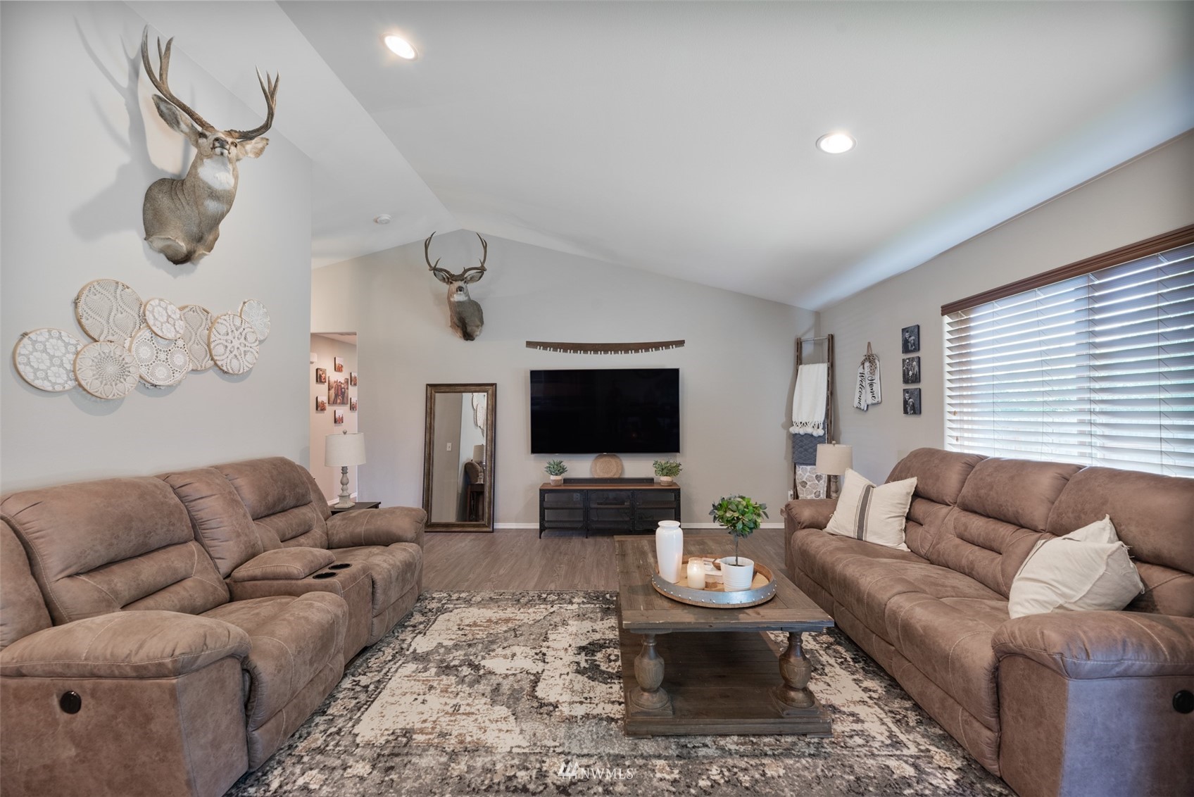 10 Ridgetop Lane Elma, WA 98541 - Photo 4 of 28 Gallery Image 4