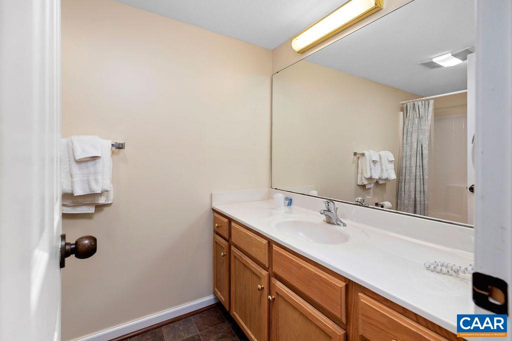 2082 Stone Ridge Roseland, VA 22967 - Photo 23 of 31