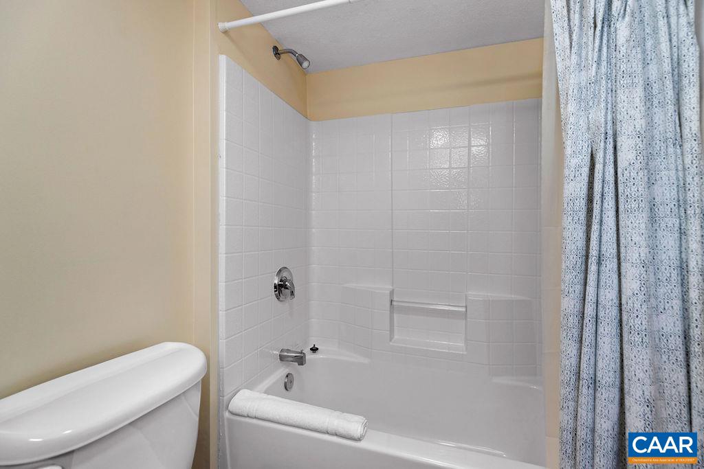2082 Stone Ridge Roseland, VA 22967 - Photo 24 of 31