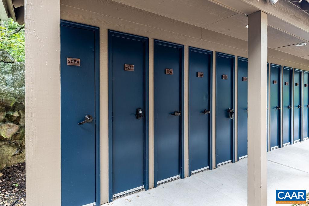 2082 Stone Ridge Roseland, VA 22967 - Photo 25 of 31 Ski Lockers