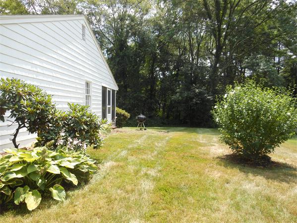 92 Stagecoach Road Holliston, MA 01746 - Photo 17 of 18 Gallery Image 17