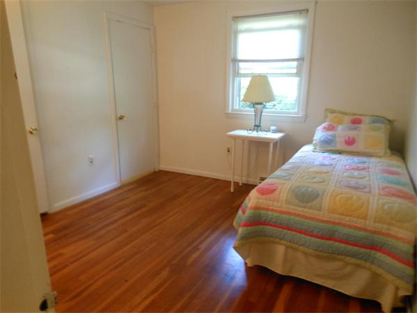 92 Stagecoach Road Holliston, MA 01746 - Photo 9 of 18 Gallery Image 9