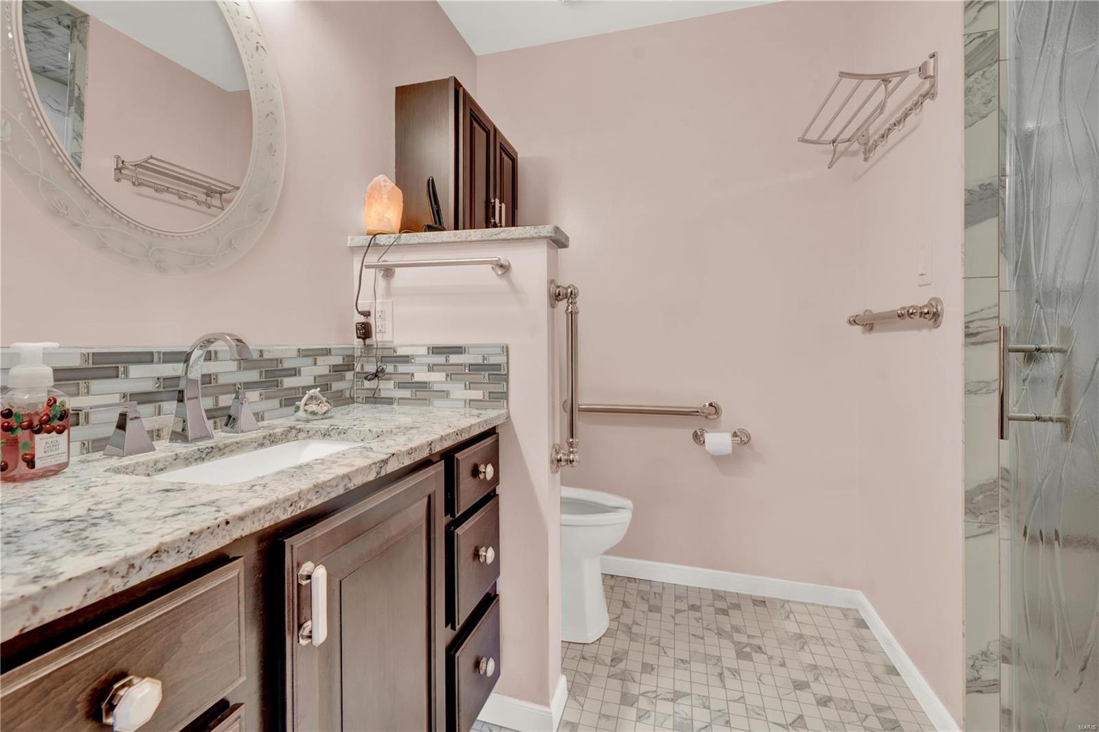 921 North Spoede Road St. Louis, MO 63146 - Photo 19 of 28 Gallery Image 19