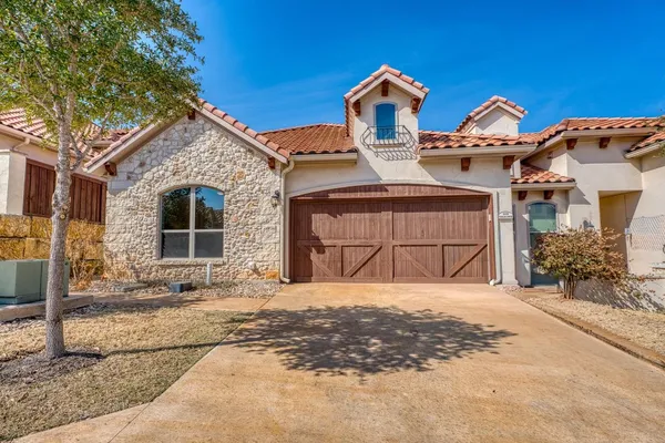 $552,500 | 300 Tuscan Drive, Horseshoe Bay, TX 78657