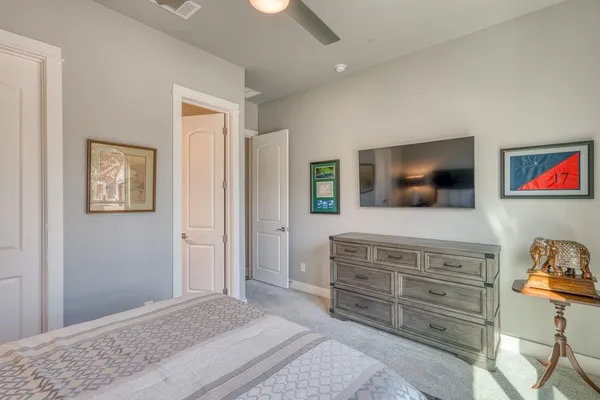 $552,500 | 300 Tuscan Drive, Horseshoe Bay, TX 78657