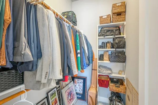 $552,500 | 300 Tuscan Drive, Horseshoe Bay, TX 78657