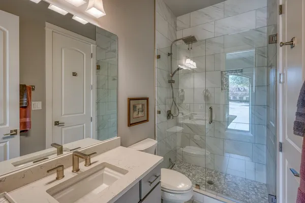 $552,500 | 300 Tuscan Drive, Horseshoe Bay, TX 78657