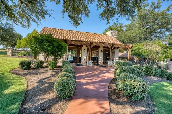$552,500 | 300 Tuscan Drive, Horseshoe Bay, TX 78657