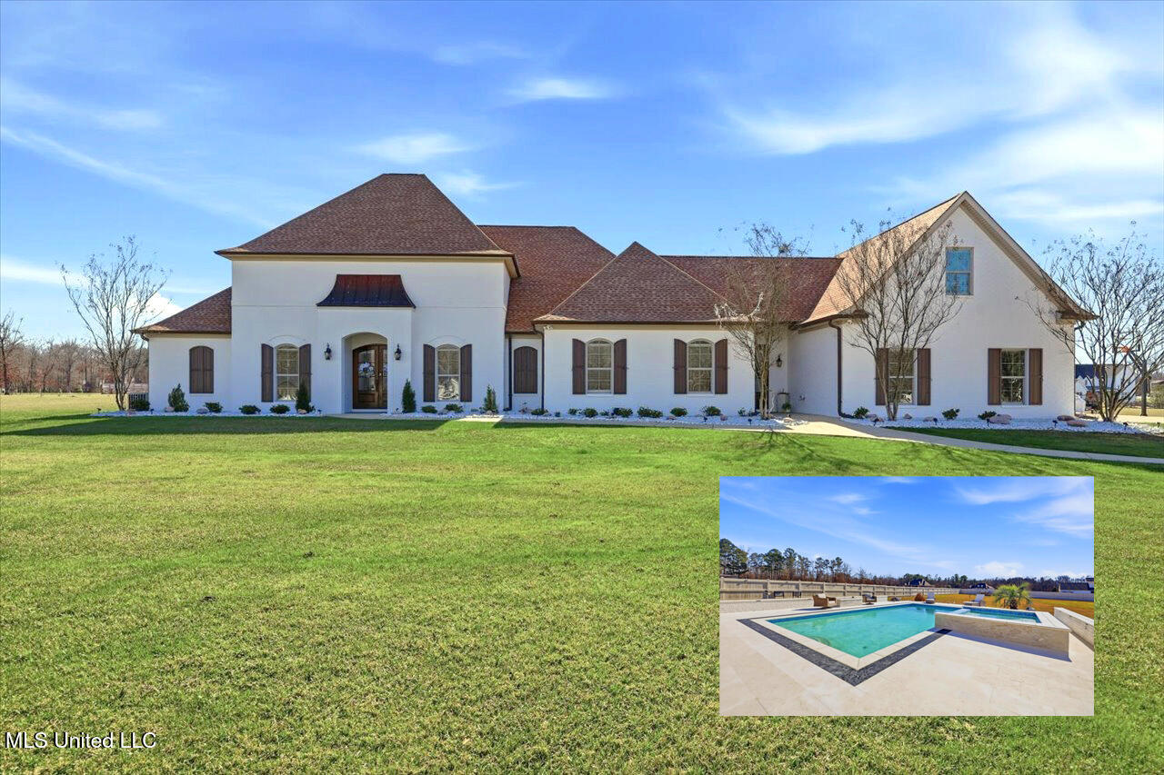 01-111 Pecan Ridge _ Home Tours MS copy