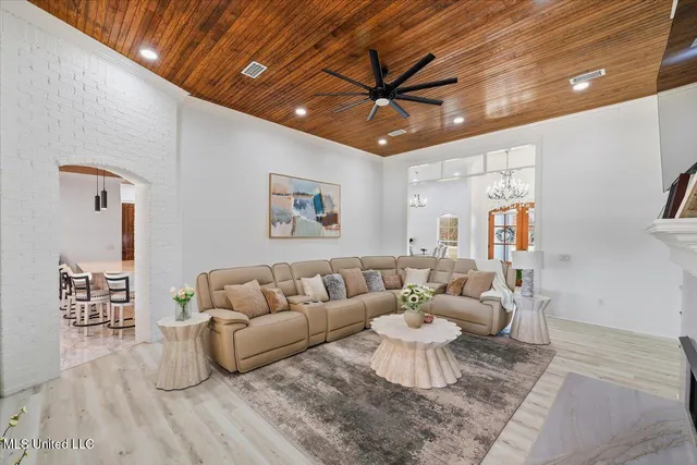 $1,050,000 | 111 Pecan Ridge, Brandon, MS 39047