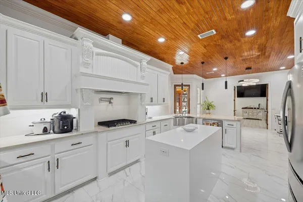 $1,050,000 | 111 Pecan Ridge, Brandon, MS 39047