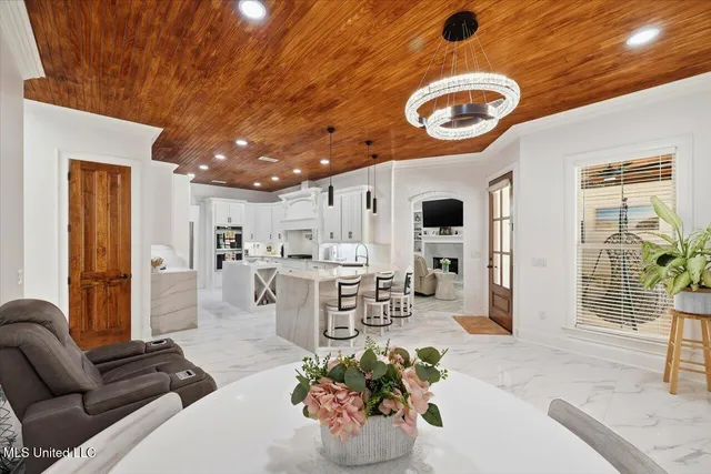 $1,050,000 | 111 Pecan Ridge, Brandon, MS 39047